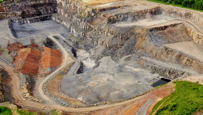 Mączka Bazaltsoil ze złóż bazaltu na Dolnym Śląsku